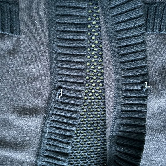 Label + Thread Brand Ladies 100% Merino Wool Cardigan Size Large - Picture 6 of 12